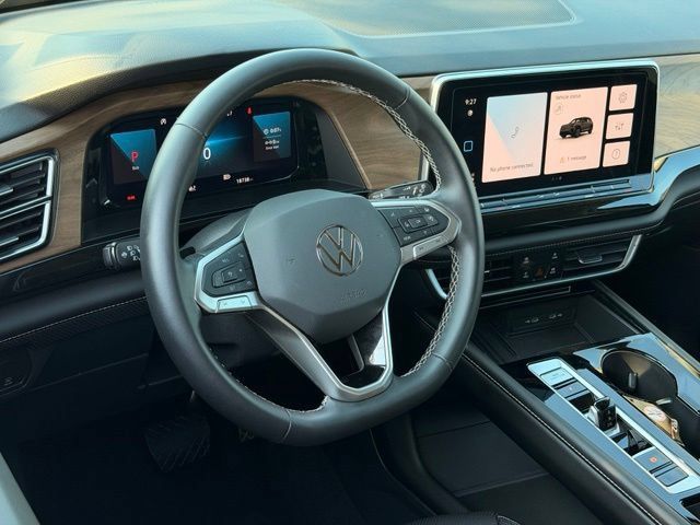 Used 2026 Volkswagen Atlas SE FWD image 19