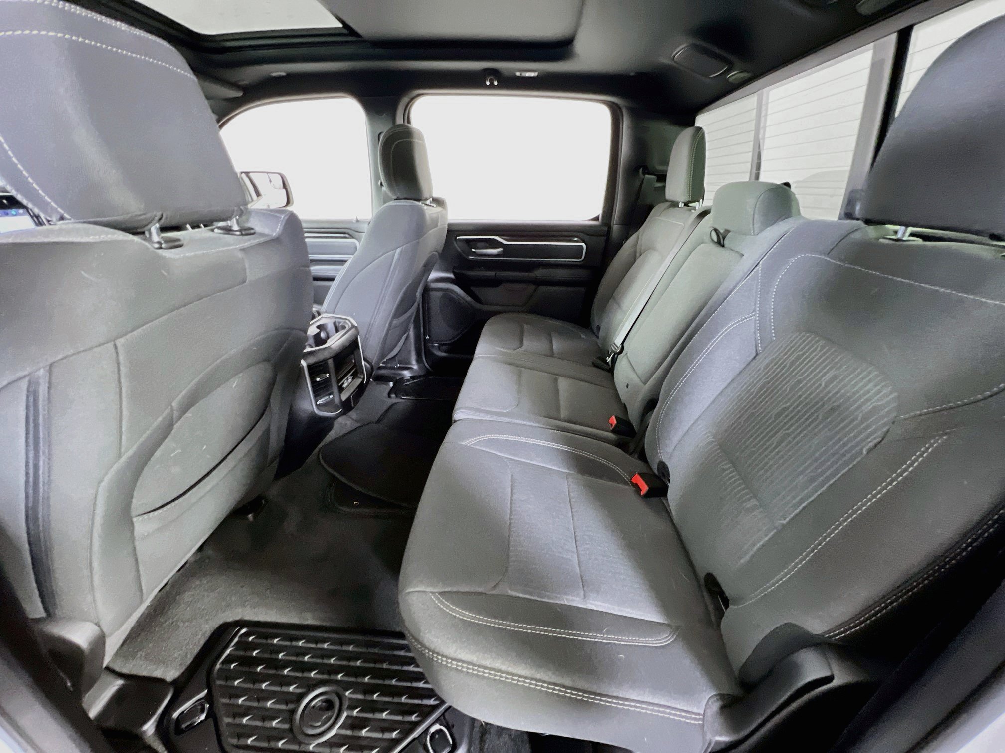 Used 2023 RAM 1500 Big Horn AWD/4WD image 25