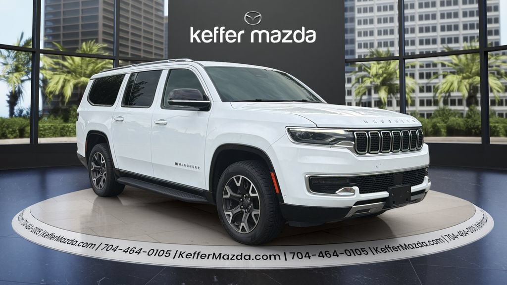 Used 2024 Jeep Wagoneer L Series III AWD/4WD image 1