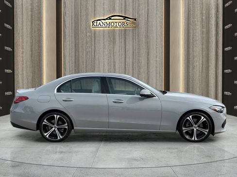 Used 2025 Mercedes-Benz C 300 Sedan image 8