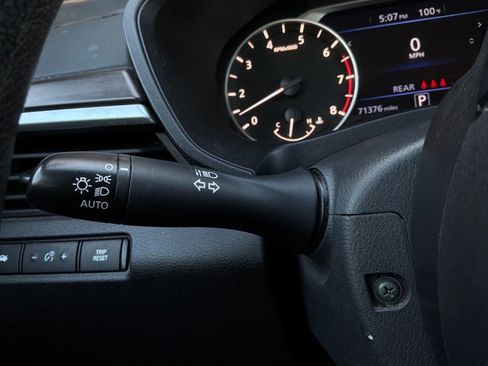 Used 2024 Nissan Altima 2.5 SV FWD image 34