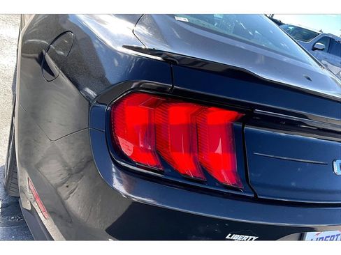 Used 2020 Ford Mustang GT RWD image 16