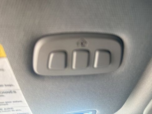 Used 2021 Ford Explorer Limited w/ Equipment Group 301A image 15