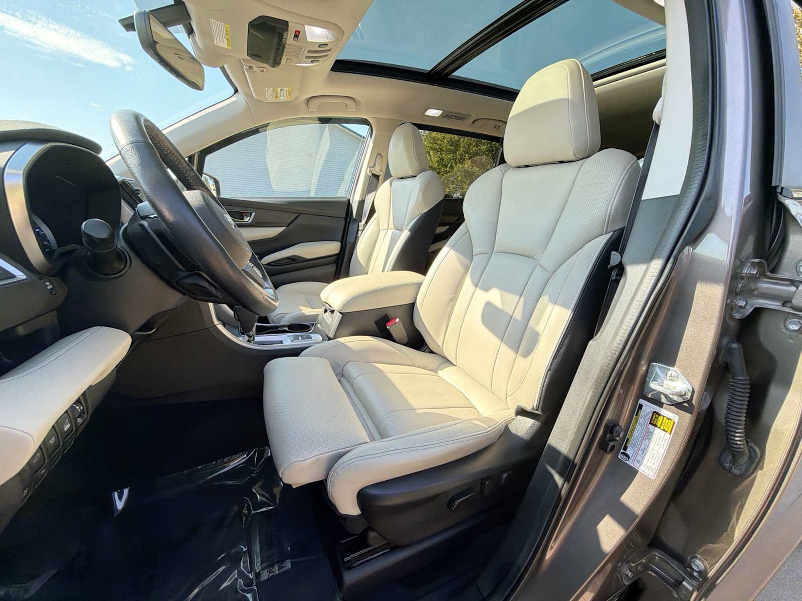 Used 2021 Subaru Ascent Limited w/ Technology Package AWD/4WD image 13