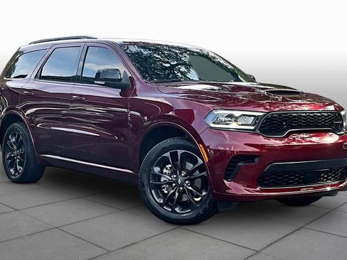 Used 2024 Dodge Durango GT AWD/4WD image 3