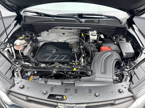 Used 2023 Chevrolet TrailBlazer LT FWD image 25