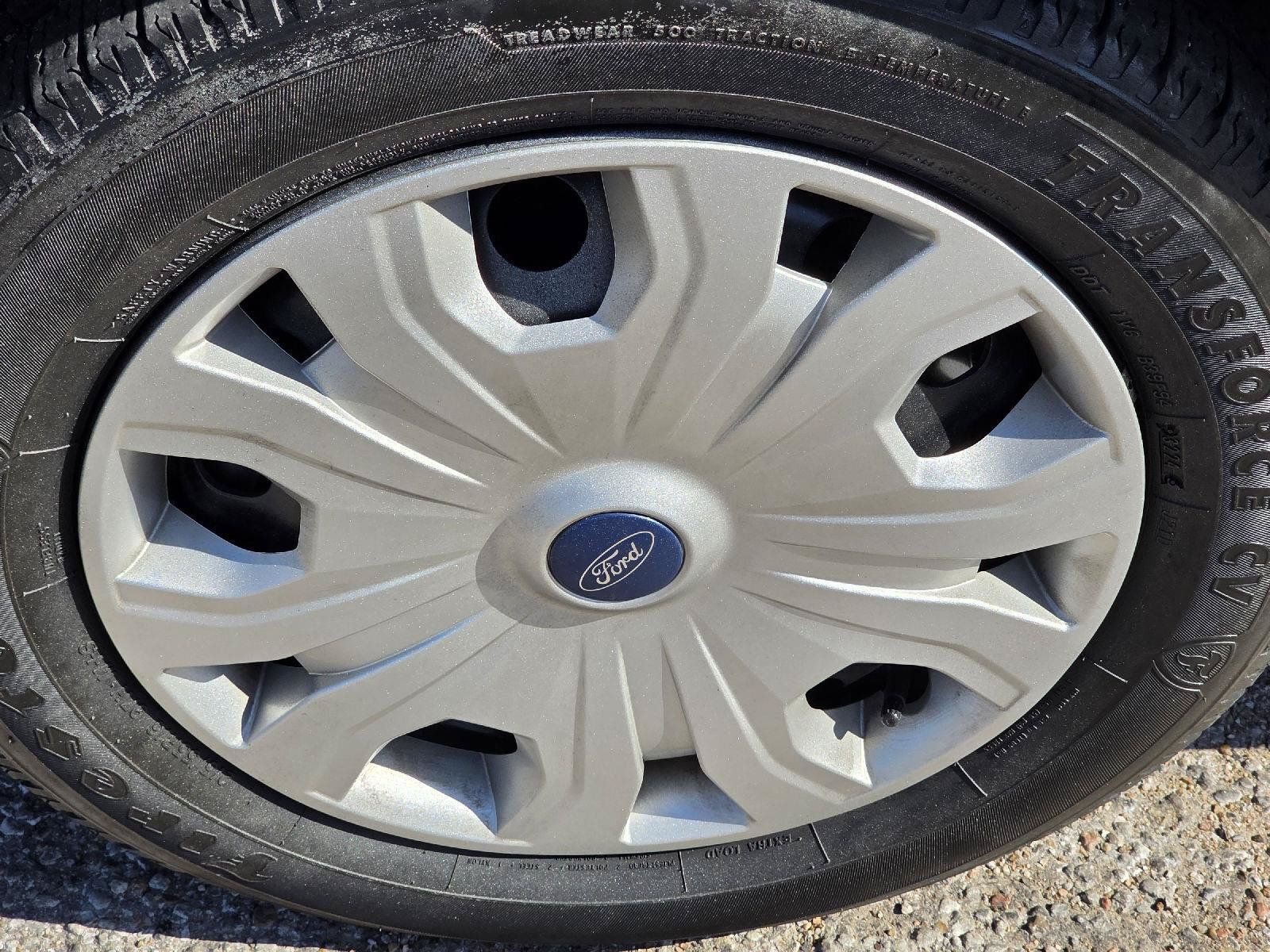 Used 2022 Ford Transit Connect XLT FWD image 38