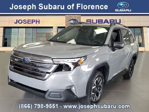 Used 2026 Subaru Forester Premium AWD/4WD image 1