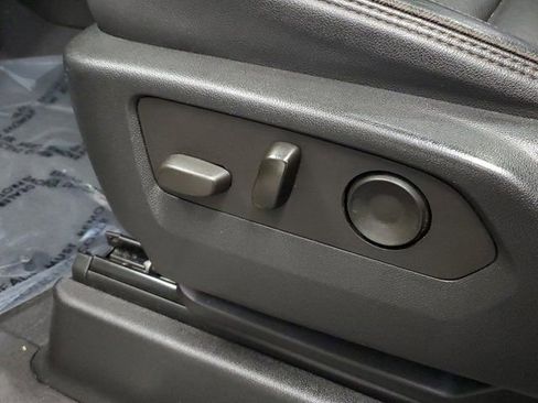 Used 2022 Chevrolet Tahoe High Country image 26