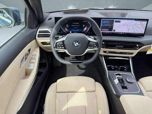 Used 2026 BMW 330i Sedan w/ Premium Package RWD image 4