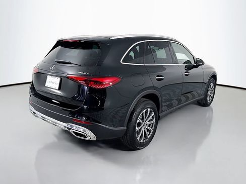 Used 2026 Mercedes-Benz GLC 300 4MATIC image 9