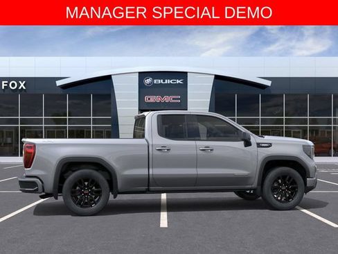Used 2026 GMC Sierra 1500 Elevation AWD/4WD image 5