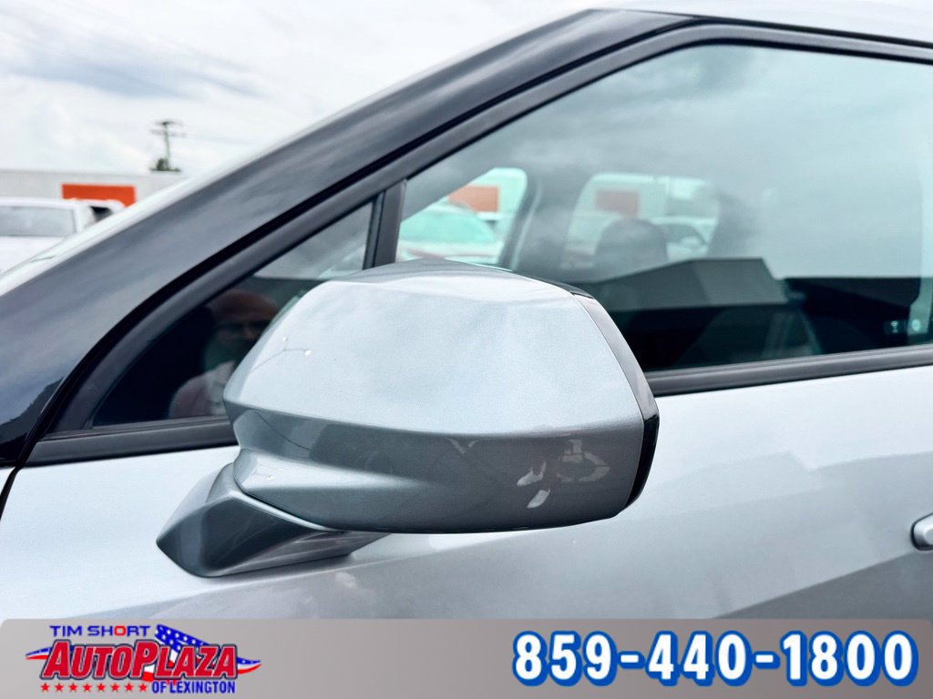 Used 2025 Chevrolet Blazer LT AWD/4WD image 19