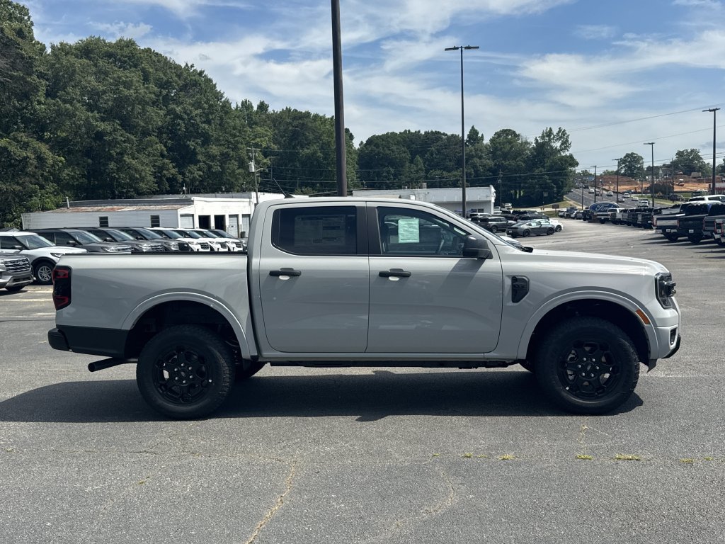 New 2026 Ford Ranger XLT w/ Equipment Group 301A High RWD image 8
