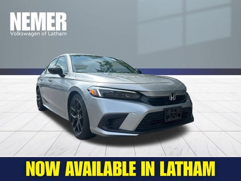 Used 2024 Honda Civic Sport image 5
