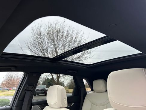 New 2026 Cadillac XT5 Sportv w/ LPO, Floor Liner Package image 16