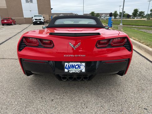 Used 2018 Chevrolet Corvette Stingray Convertible w/ 1LT RWD image 4