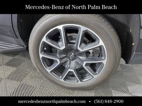 Used 2025 Chevrolet Tahoe RST w/ Comfort Package RWD image 18