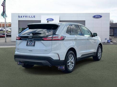 Used 2023 Ford Edge SEL image 5
