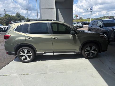 Used 2020 Subaru Forester Touring AWD/4WD image 1