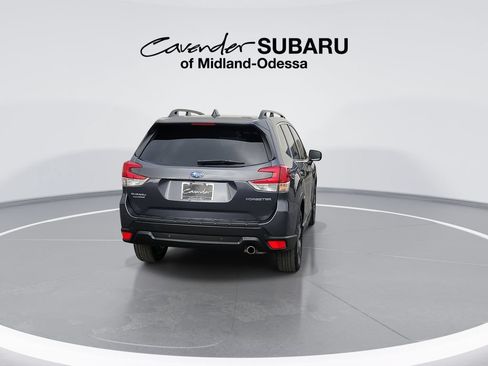 Used 2024 Subaru Forester Limited AWD/4WD image 8