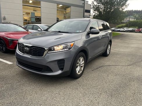 Used 2020 Kia Sorento LX AWD/4WD image 3