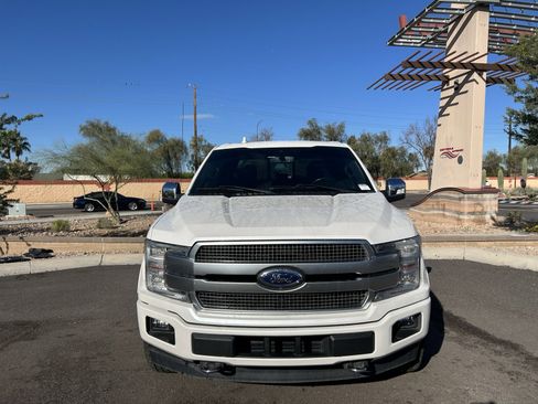 Used 2019 Ford F150 Platinum w/ Equipment Group 701A Luxury image 8