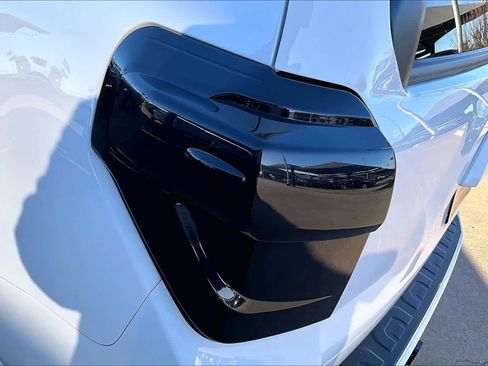 Used 2024 Toyota 4Runner SR5 Premium image 27