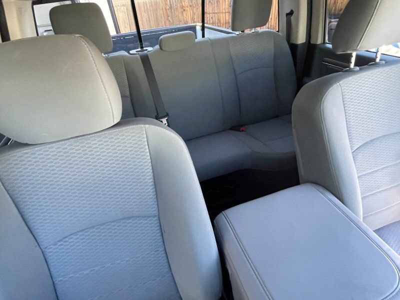 Used 2014 RAM 2500 SLT AWD/4WD image 9