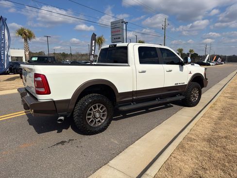 Used 2022 RAM 2500 Limited image 5