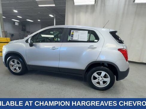Used 2016 Chevrolet Trax LS AWD/4WD image 7
