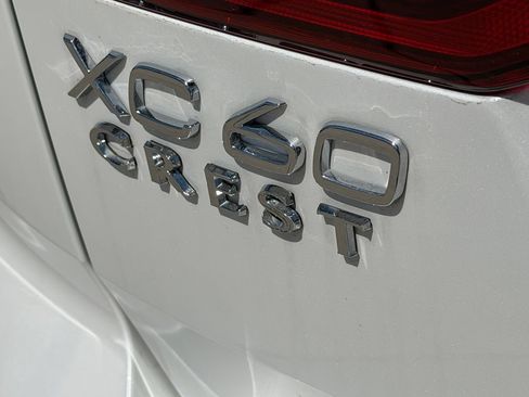 New 2026 Volvo XC60 B5 Ultra w/ Protection Package Premier AWD/4WD image 10