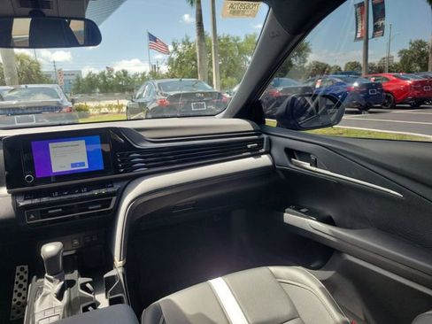 Used 2025 Toyota Camry SE FWD image 16