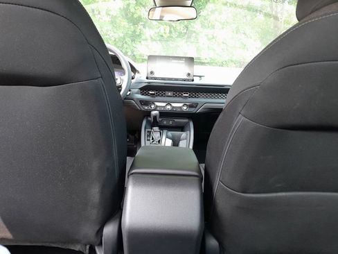 Used 2024 Honda Accord EX image 30