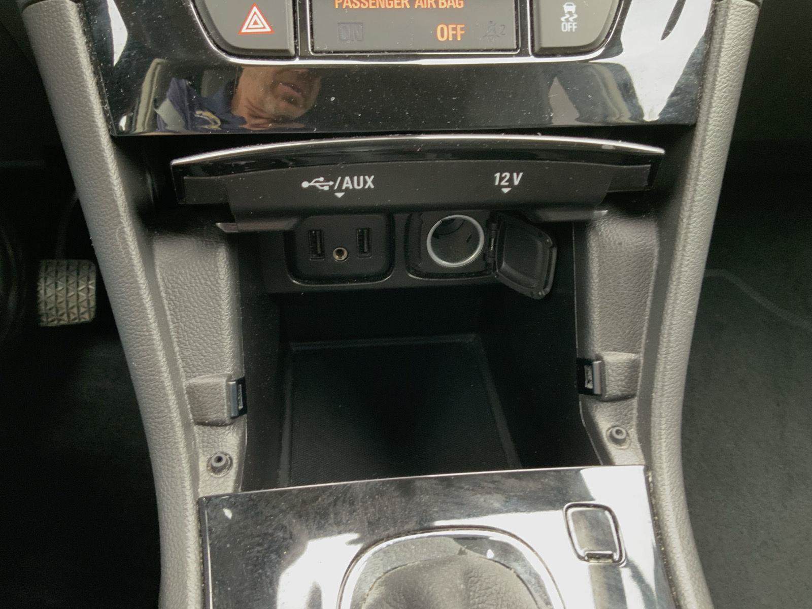Used 2018 Buick Encore Preferred FWD image 38
