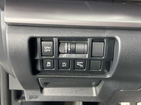 Used 2023 Subaru Crosstrek 2.5i Limited image 10