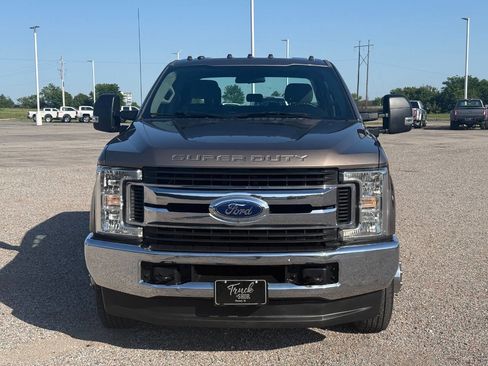 Used 2019 Ford F350 XL w/ STX Appearance Package AWD/4WD image 2