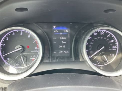 Used 2022 Toyota Camry LE image 17