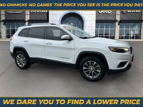 Used 2019 Jeep Cherokee Latitude Plus AWD/4WD image 1