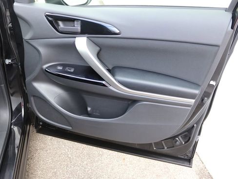 Used 2024 Mitsubishi Eclipse Cross LE image 17