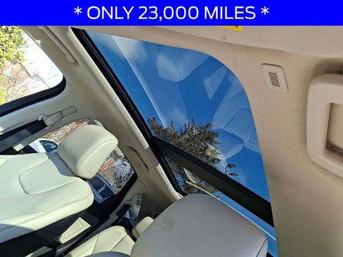 Used 2020 Ford Edge Titanium w/ Equipment Group 301A image 15