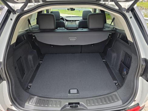 New 2025 Land Rover Discovery Sport S AWD/4WD image 14