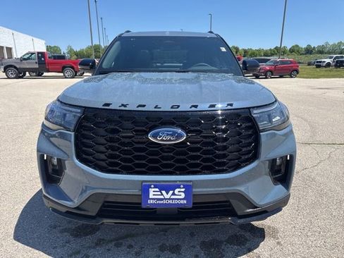 New 2026 Ford Explorer ST-Line AWD/4WD image 2