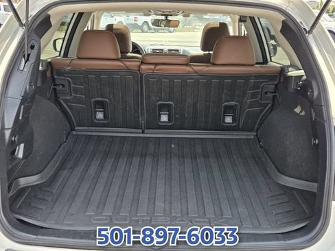 Used 2019 Subaru Outback 2.5i Touring AWD/4WD image 14