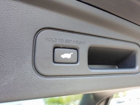 Certified 2025 Acura MDX SH-AWD w/ Advance Package image 27