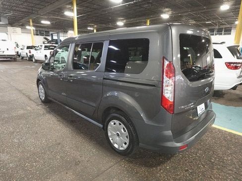 Used 2017 Ford Transit Connect XL image 3