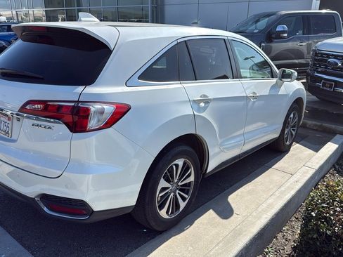 Used 2017 Acura RDX FWD w/ Advance Package image 2
