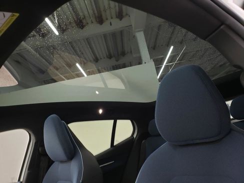 New 2026 Volvo EX30 Plus w/ Climate Package image 7