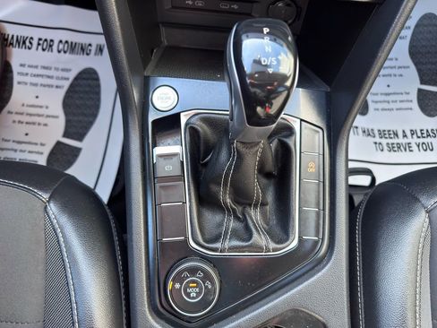 Used 2022 Volkswagen Taos SE AWD/4WD image 25