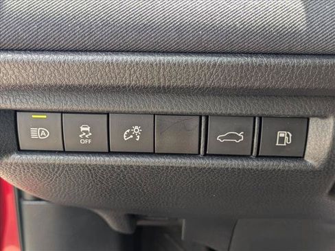 Used 2025 Toyota Camry LE FWD image 11